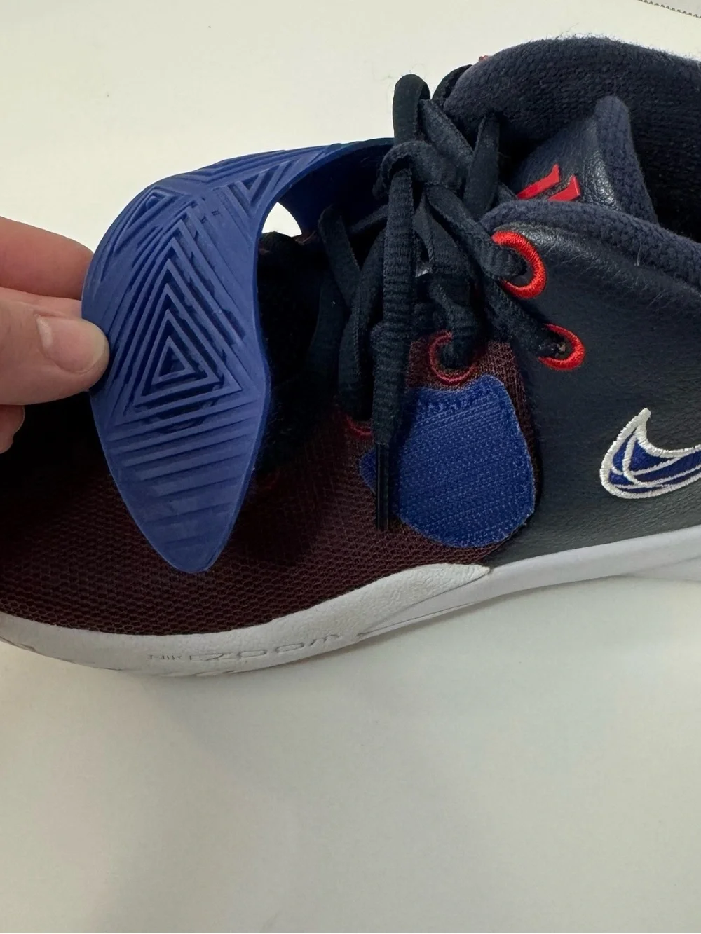 Nike Men’s Basketball Shoes - Navy/Maroon